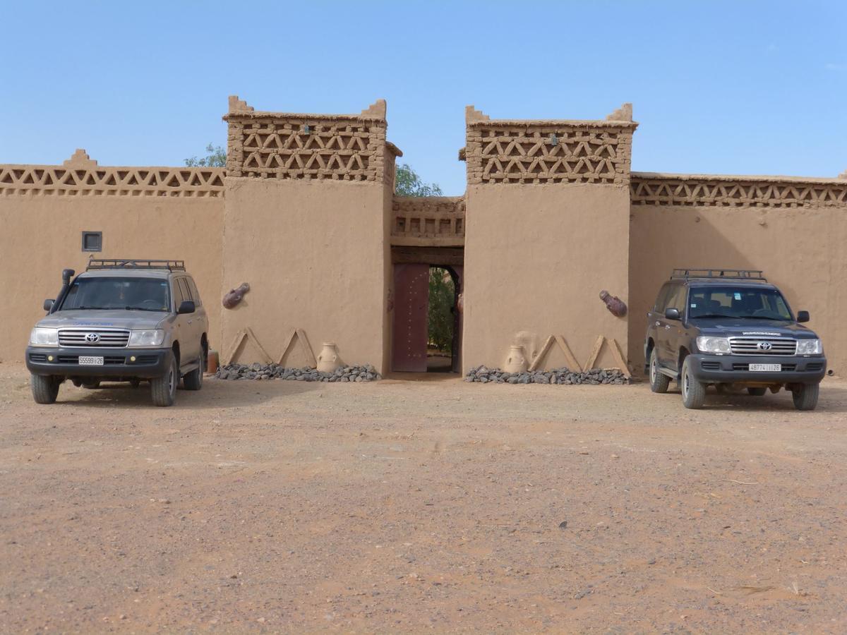 Auberge Hassi Ouzina Hotel Exterior foto